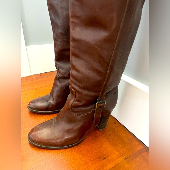 J.crew Women’s Leather Tall Heel Boots. Brown Size 7.5 - Picture 3 of 7